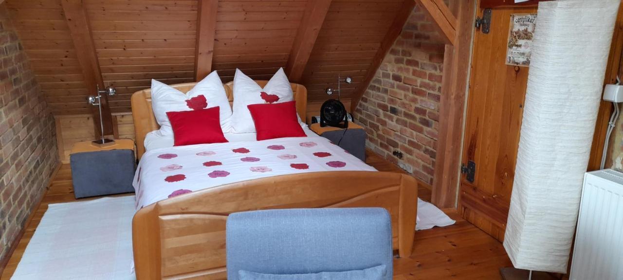 Ferienwohnung Im Dreiländereck - DOM PRZY TRZECH GRANICACH Löschney Exterior foto