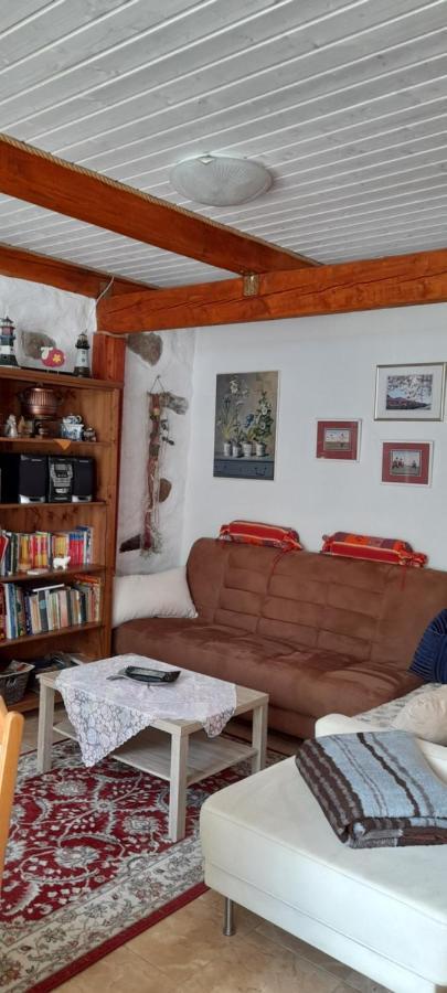 Ferienwohnung Im Dreiländereck - DOM PRZY TRZECH GRANICACH Löschney Exterior foto